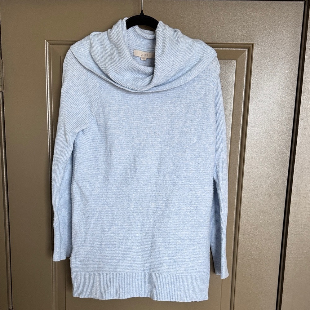 Women’s M LOFT Light Blue Cowl Neck/Turtleneck Sweater